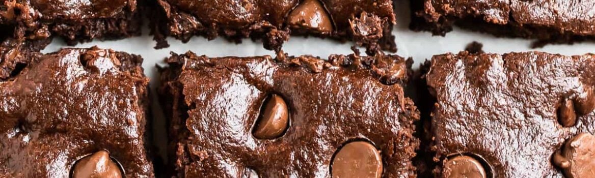 Chewy and moist chocolate vegan brownies with chocolate chips